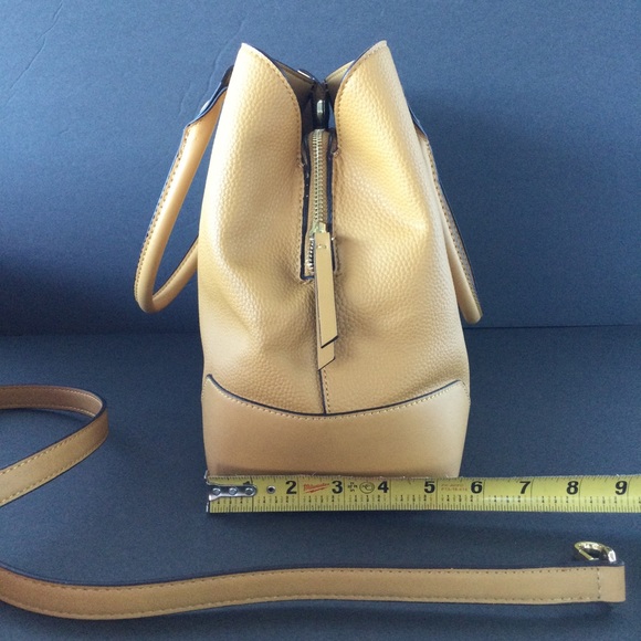 Nine West Faux Leather crossbody satchel shoulder Handbag Vacation Gold Zipper - Picture 3 of 15